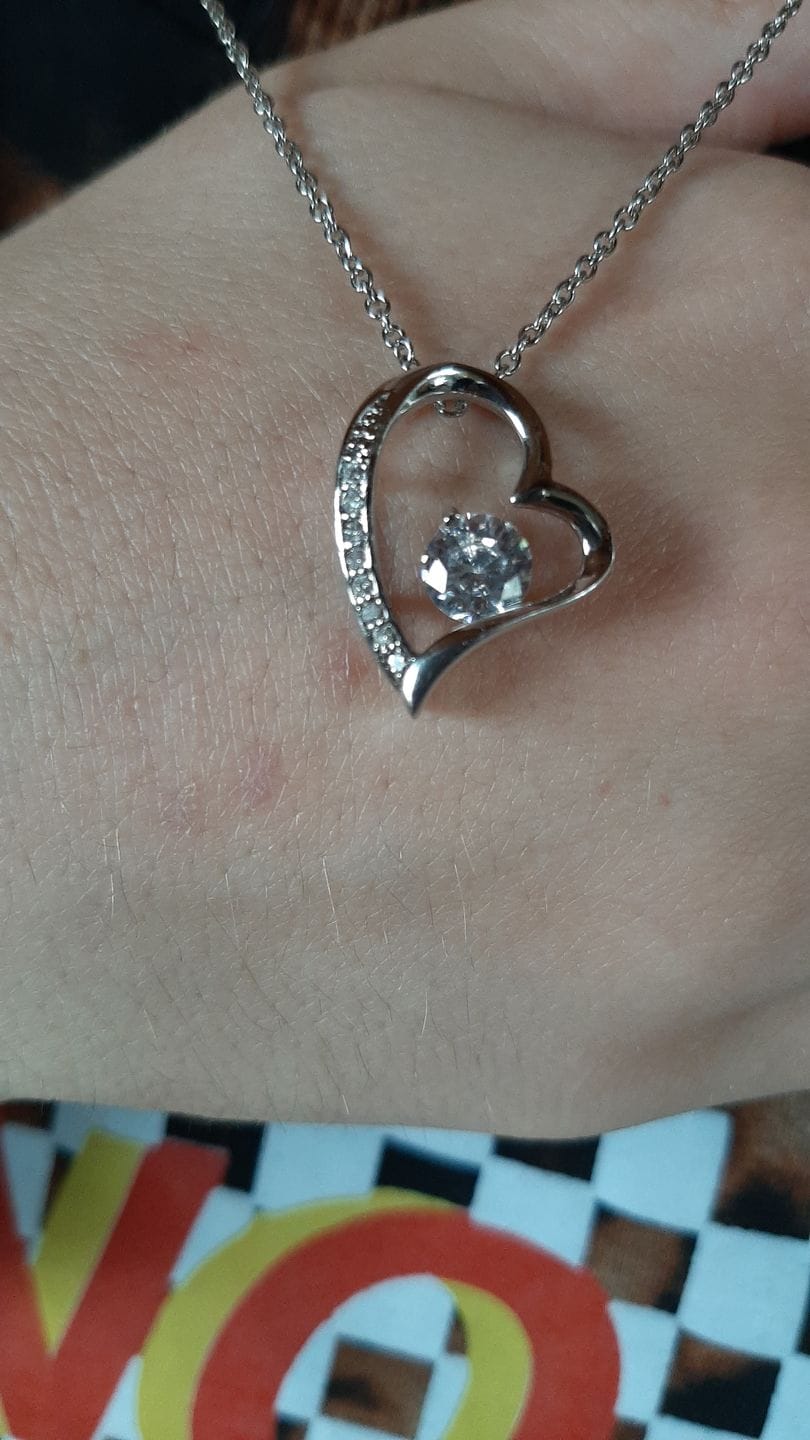Customer photo review of To My Daughter - The Liana Promise™ Necklace