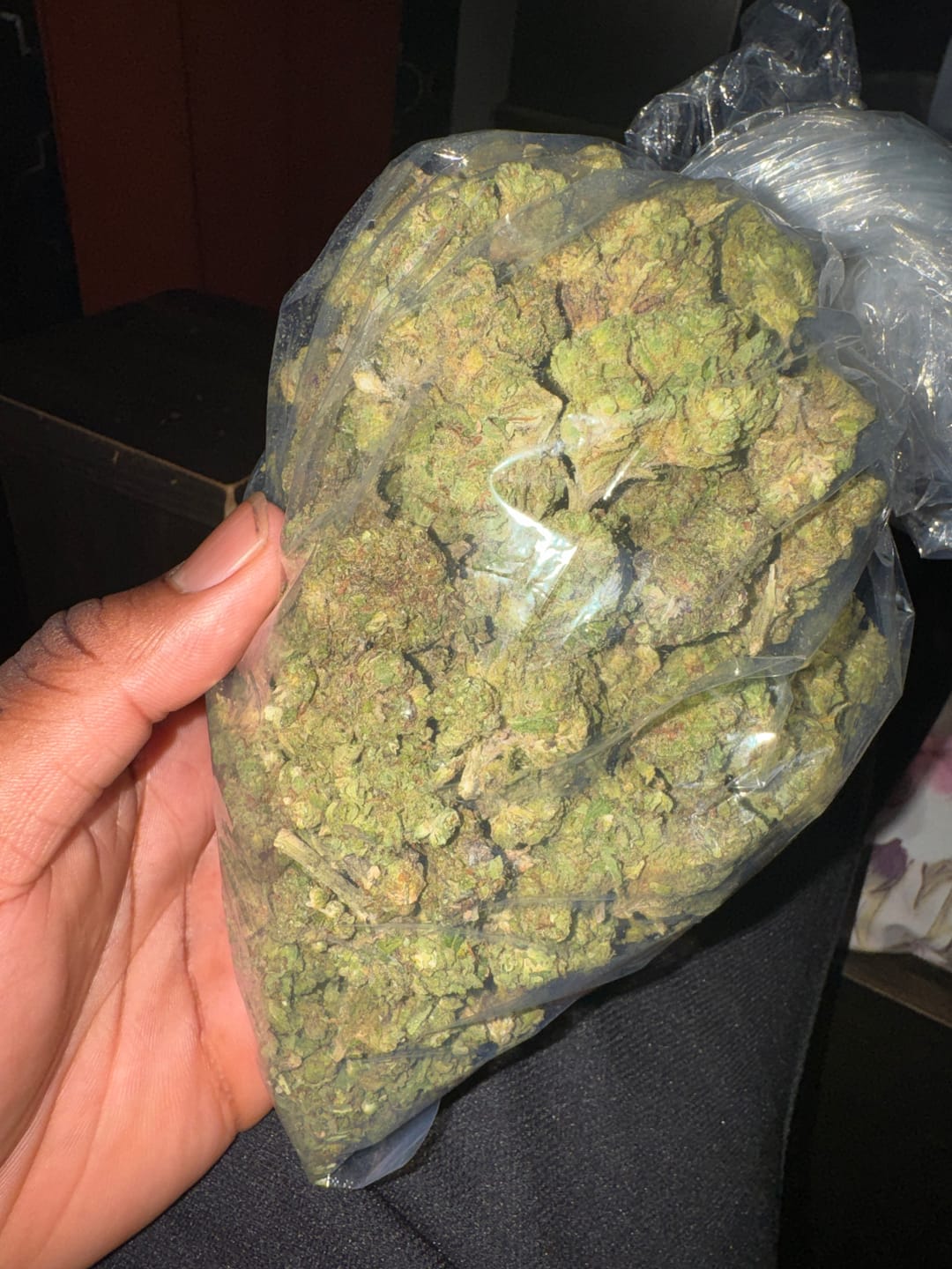 Customer photo review of White Runtz - Bulk - Hybrid