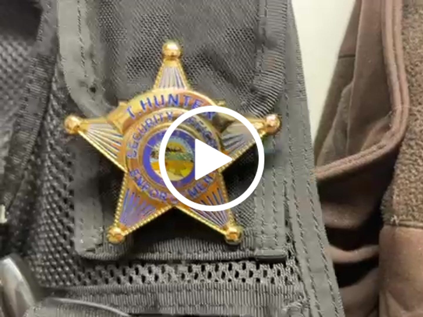 Customer video review of Customizable Badge MA31