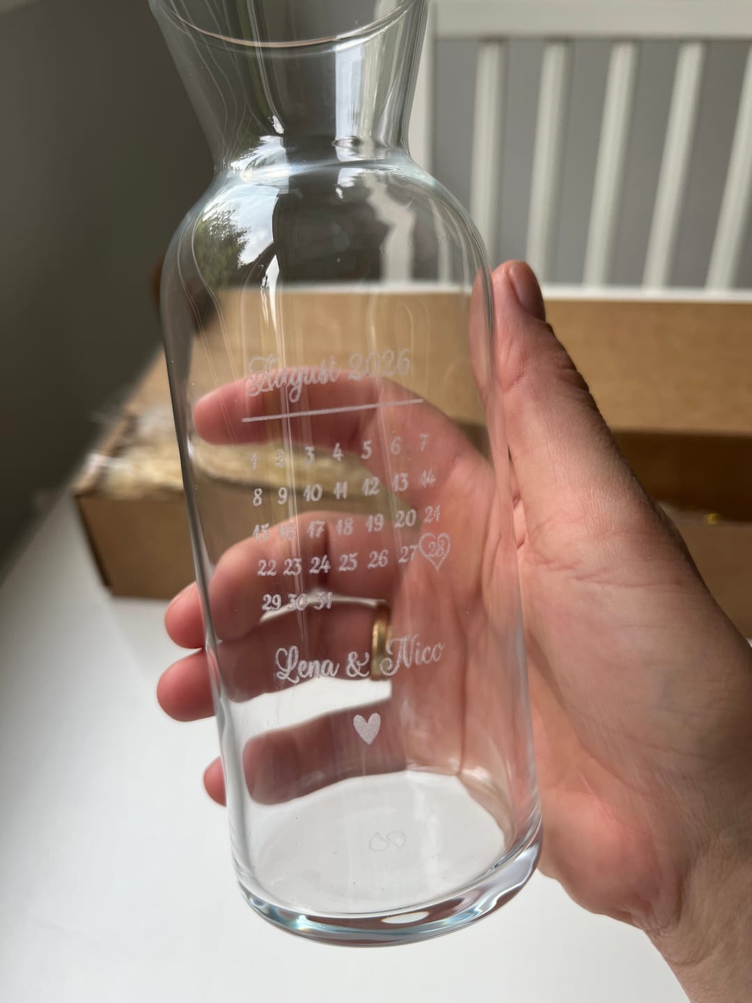 Customer photo review of Unser Tag - Personalisierte Vase mit Gravur für Paare mit Kalender des Jahrestags