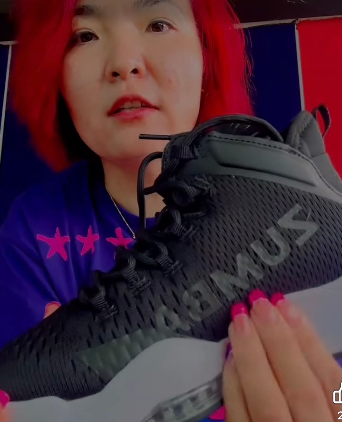 Customer photo review of Zumba Air Stomp Funk 2.0 - Bold Black