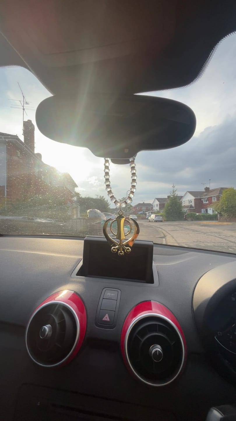 Customer photo review of Car Hanging - Gold Khanda - Gemstone