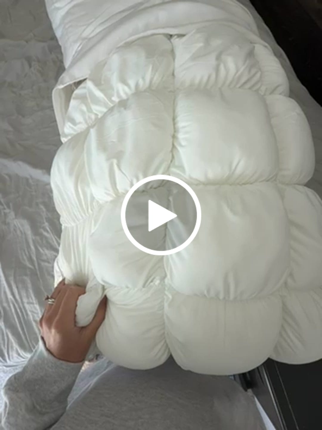 Customer video review of Puff Pillow