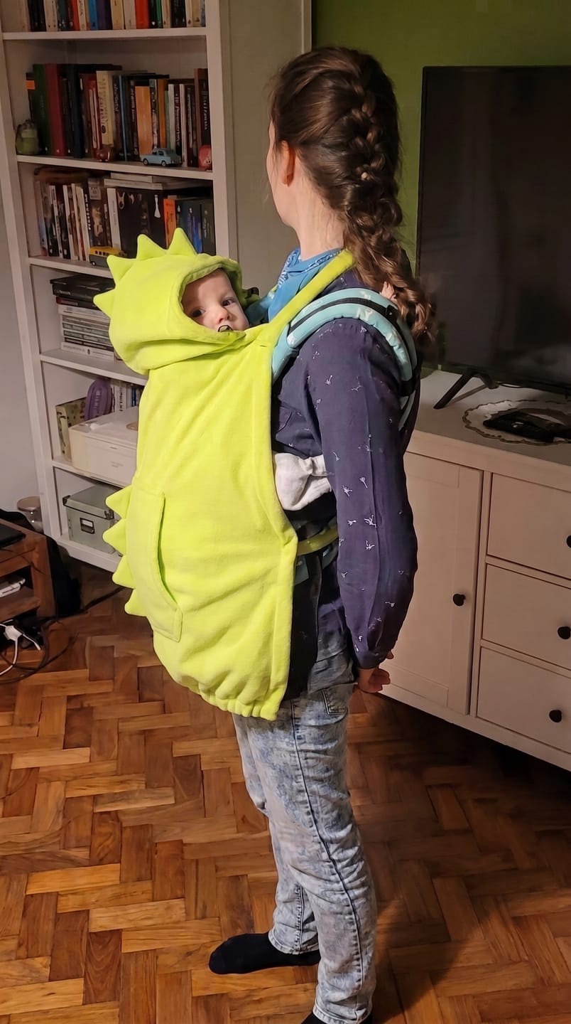 Customer photo review of Windproof Cozy Carrier Cover