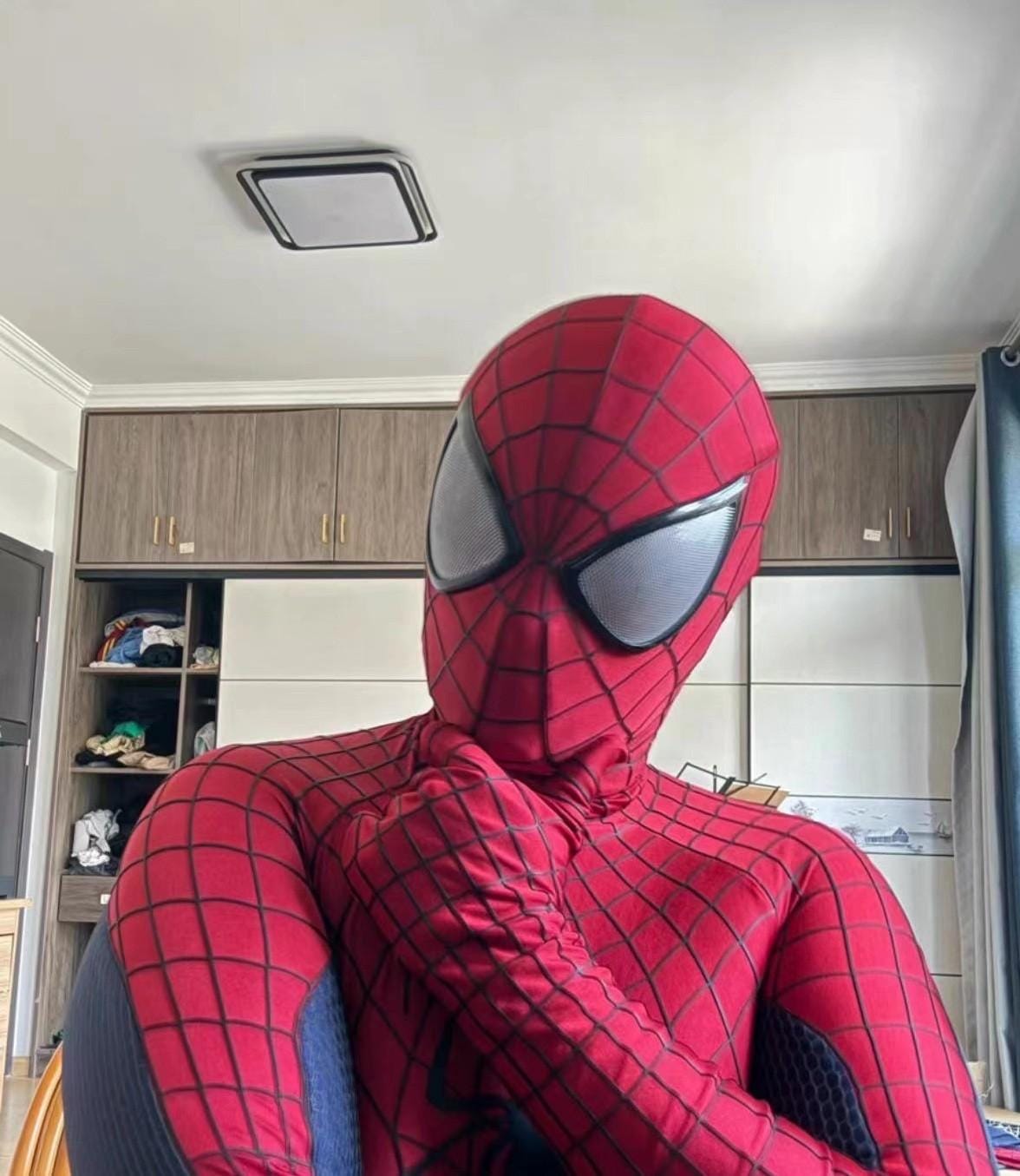 Customer photo review of The Amazing Spider-Man Costume Replica Wearable Suit (Replica Grade)(Screen Printed)