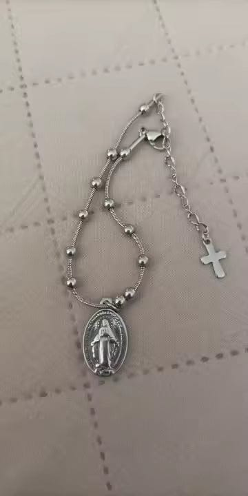 Customer photo review of Our Lady Medal Bracelet