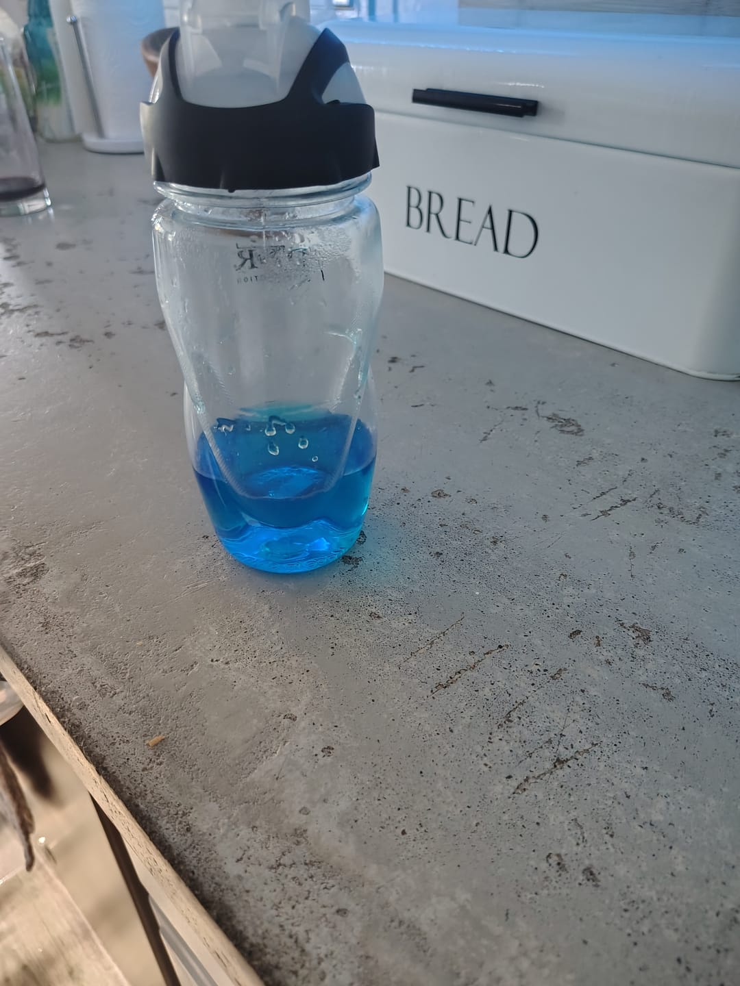 Customer photo review of Meraki Blu USP Grade Methylene Blue 150mg