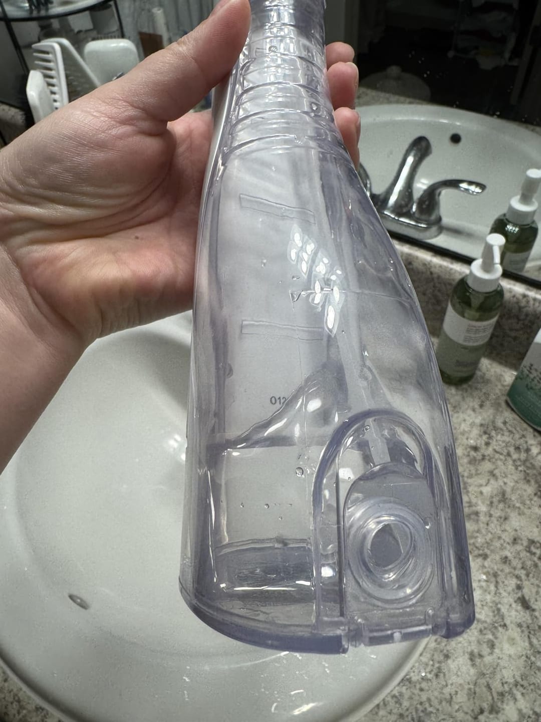 Customer photo review of COSLUS E40 10-Level Dial Pressure Control Water Flosser