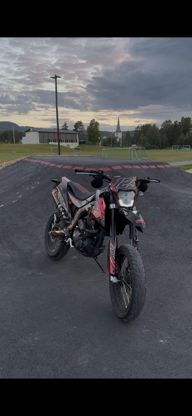 Customer photo review of NEW! TRACK - GRAPHICS KIT