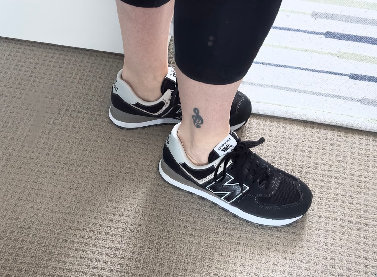 Customer photo review of 3 Pack Invisible Socks