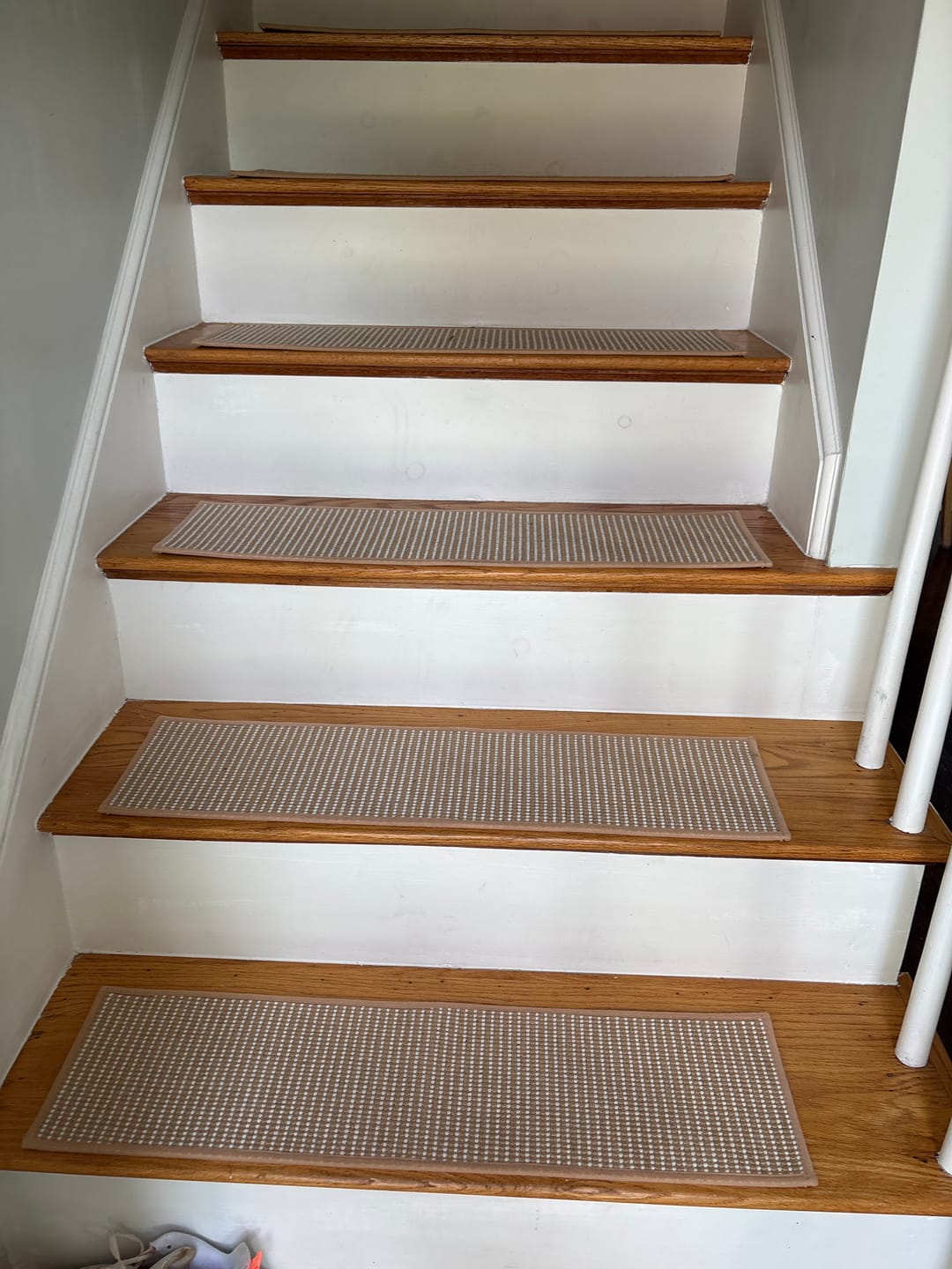 Customer photo review of Jute Non-Slip Stair Treads - Beige/White