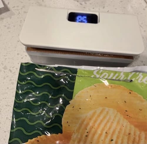Customer photo review of TazeKilit Pro™ – Akıllı LED Ekranlı Şarjlı Paket Mühürleyici