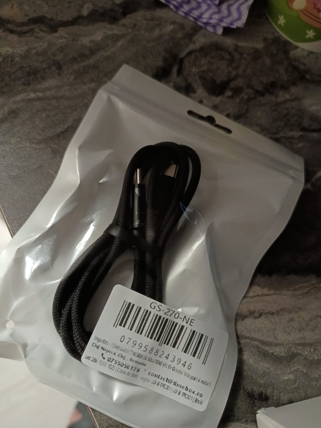 Customer photo review of Incarcator Retea, 65W, 5 Porturi, 3 x USB, 2 x Type-C, Negru