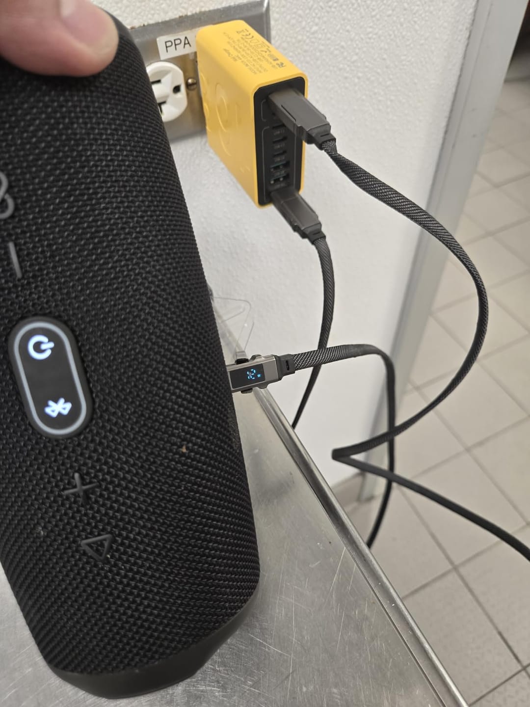 Customer photo review of 4-in-1 Smart Display Keychain Charging Cable