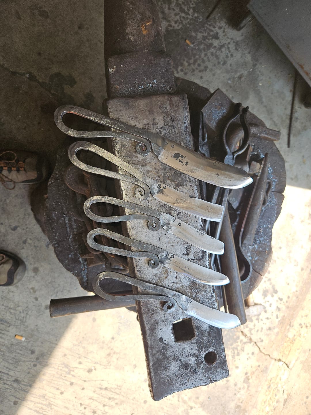 Customer photo review of 2" x 42" Sanding Belts for Finishing & Sharpening, 3 PACK