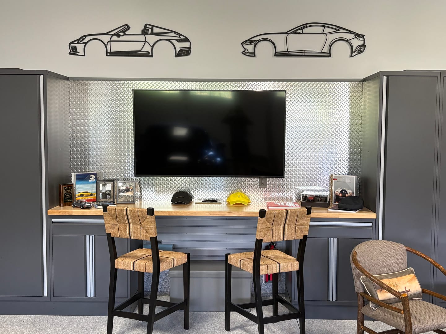 Customer photo review of 2018 911 Targa 4S Metal Car Wall Art  - MT0610