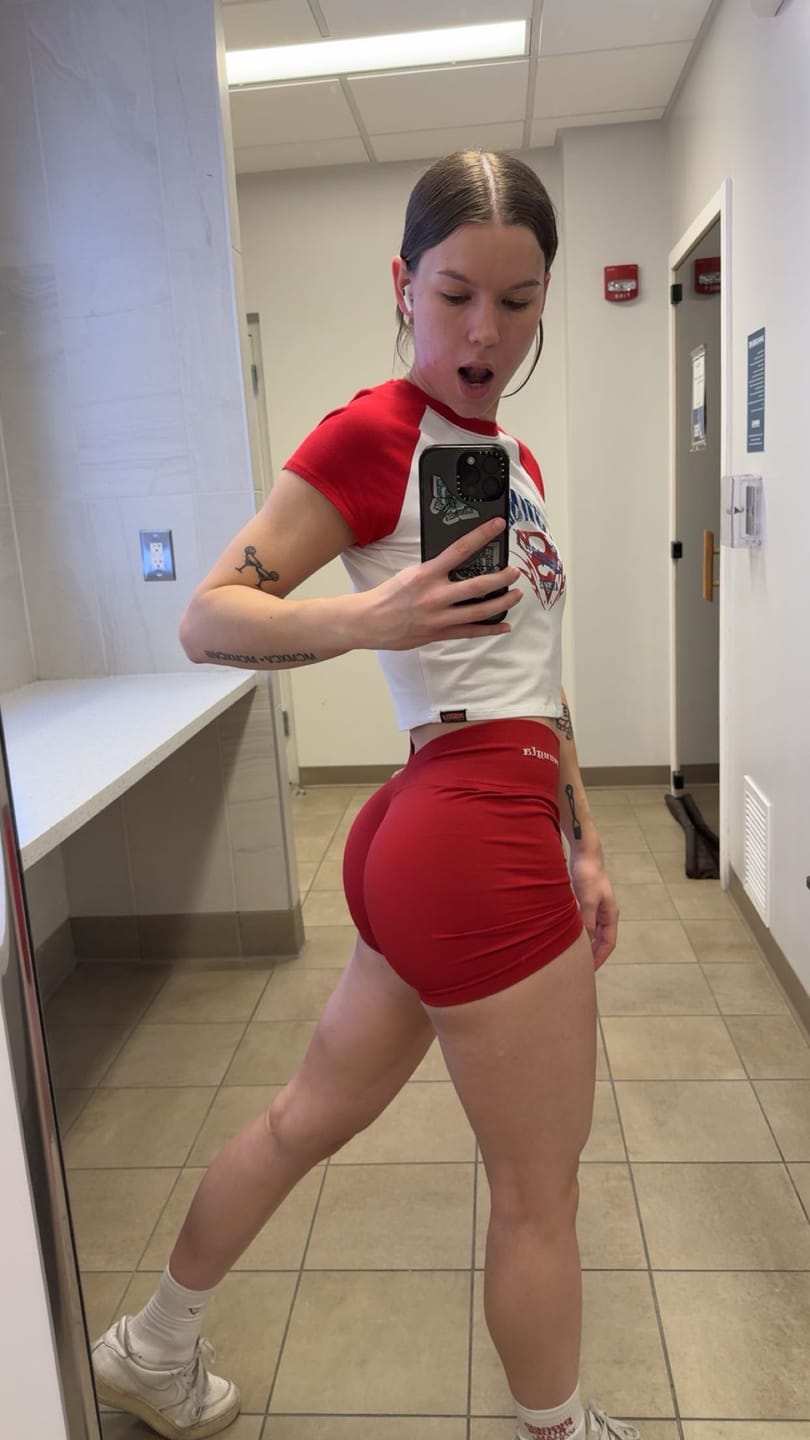 Customer photo review of W165 Lift Seamless Shorts