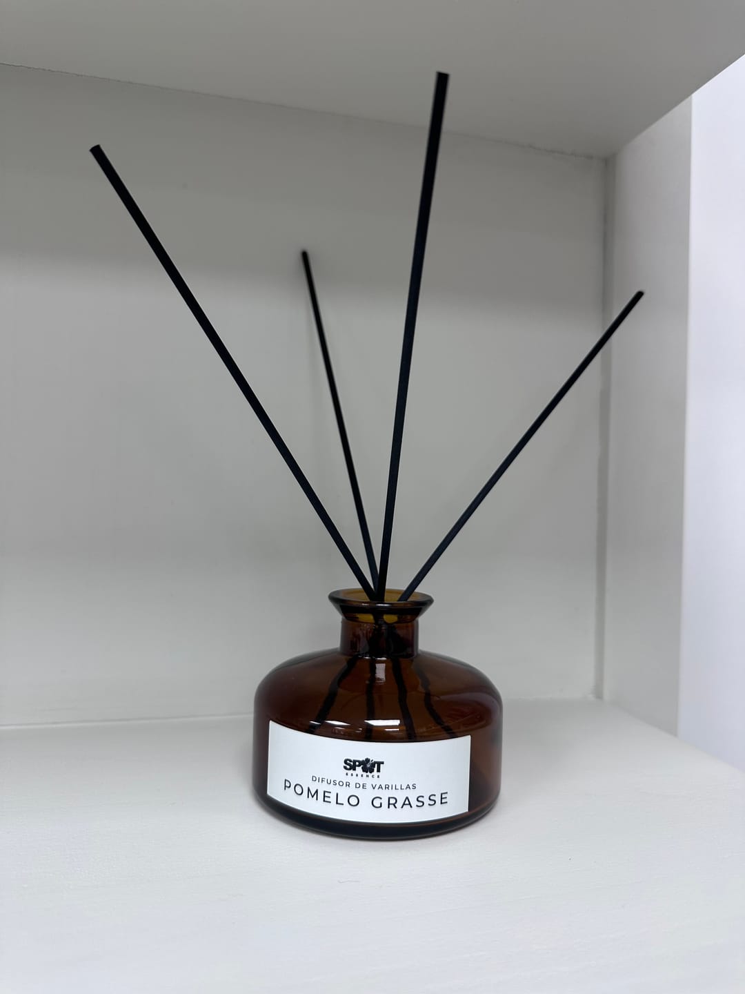 Customer photo review of Difusor de Varillas Pomelo Grasse Ámbar 175ml