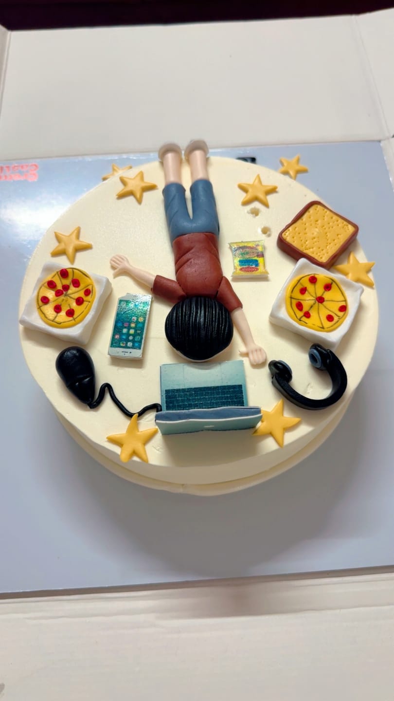 Customer photo review of Lazy Laptop Lover Custom Cake