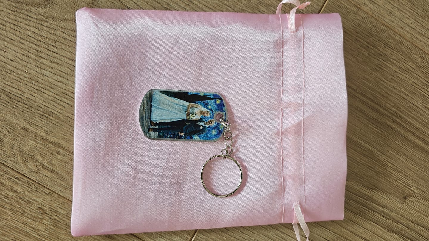 Customer photo review of Unser Tag (Van Gogh-Stil) - Personalisierter Metall-Schlüsselanhänger