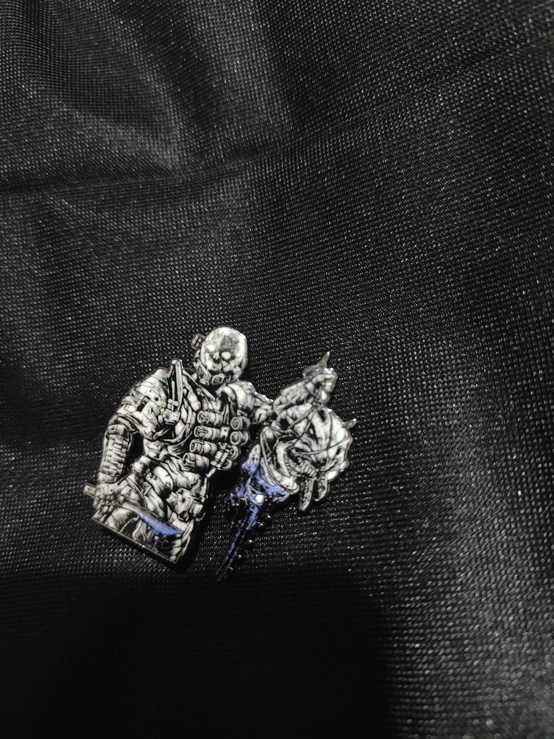Customer photo review of Head Hunter Pin