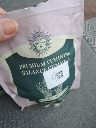 Customer photo review of Women’s Daily Balance & Wellness Duo