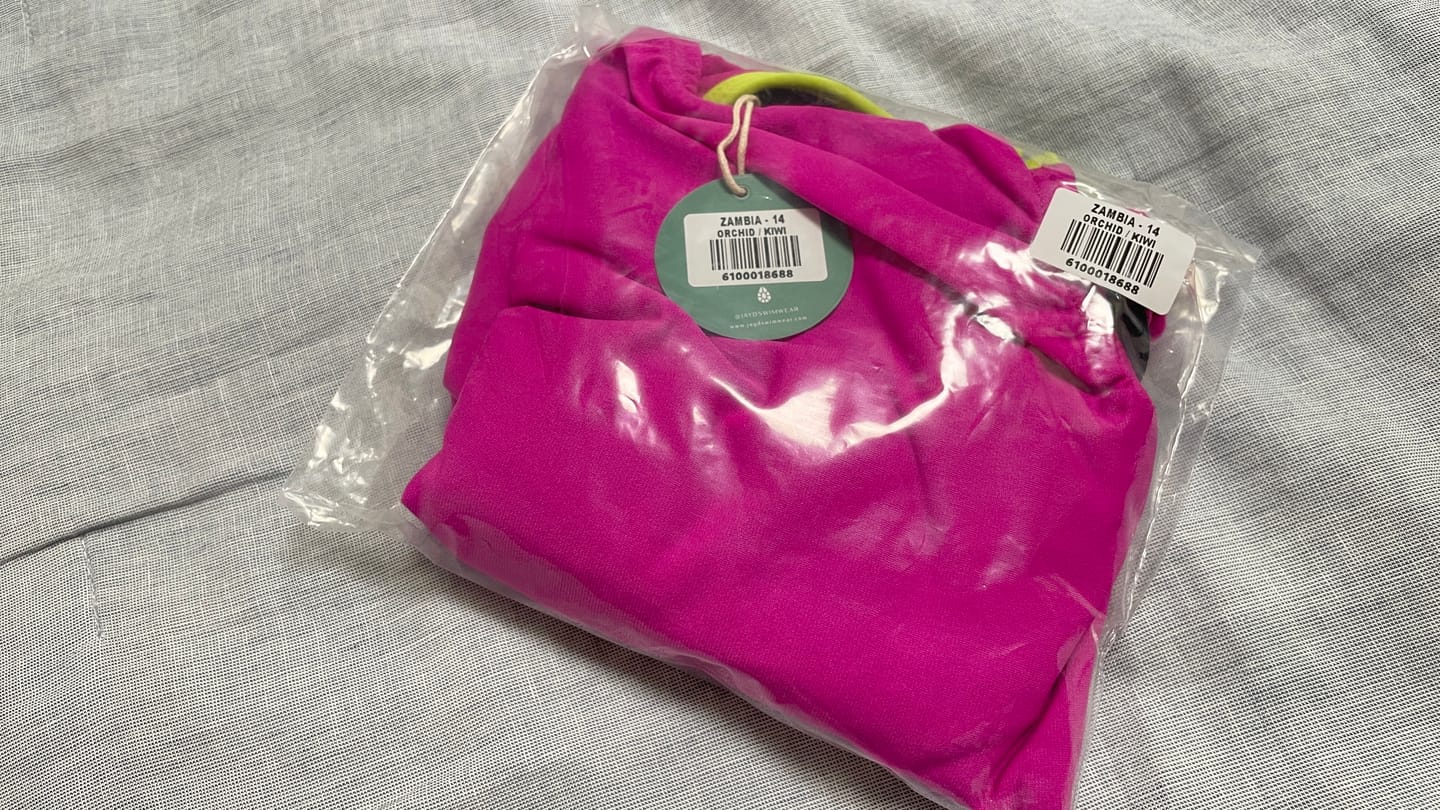 Customer photo review of ZAMBIA ONE PIECE - Orchid|Kiwi