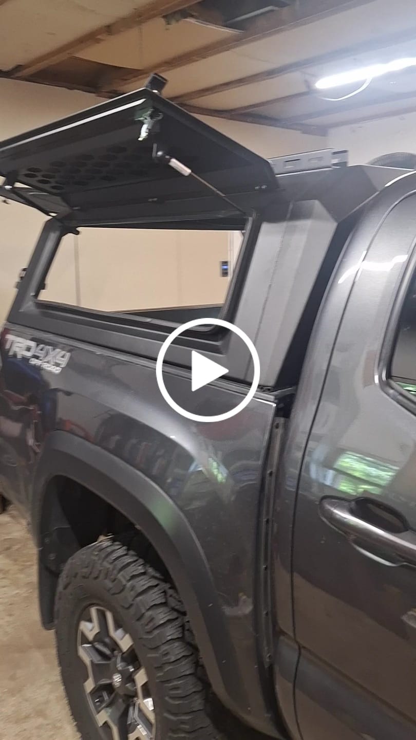 Customer video review of OPENROAD Aluminum Truck Cap with Three-Color Light
