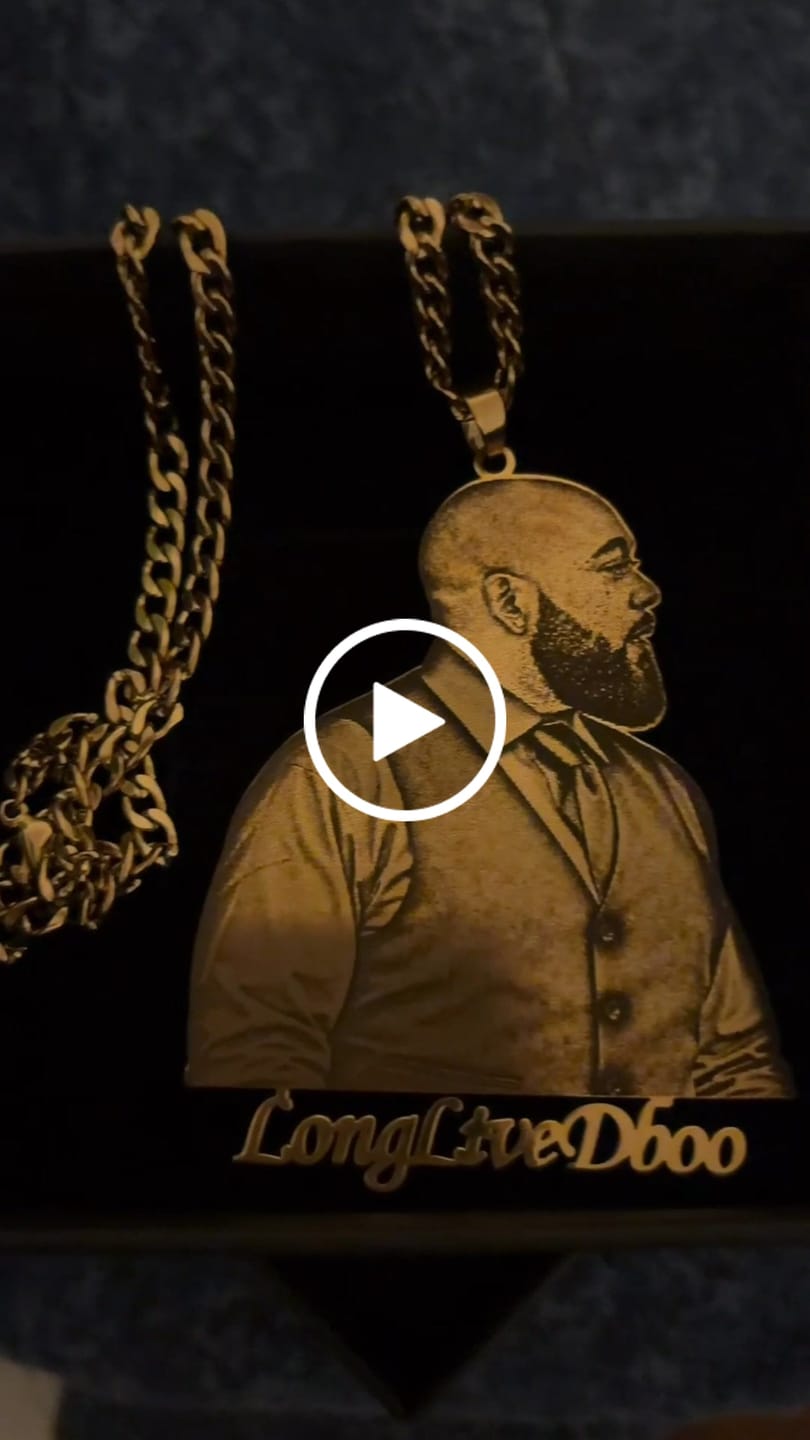 Customer video review of Custom Photo Engraved Pendant Necklace
