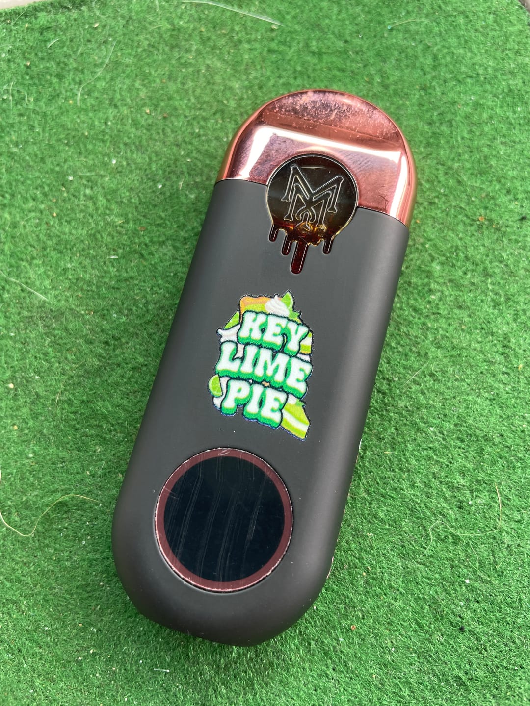Customer photo review of MUHA Meds - 3.5g Melted Diamonds Vape