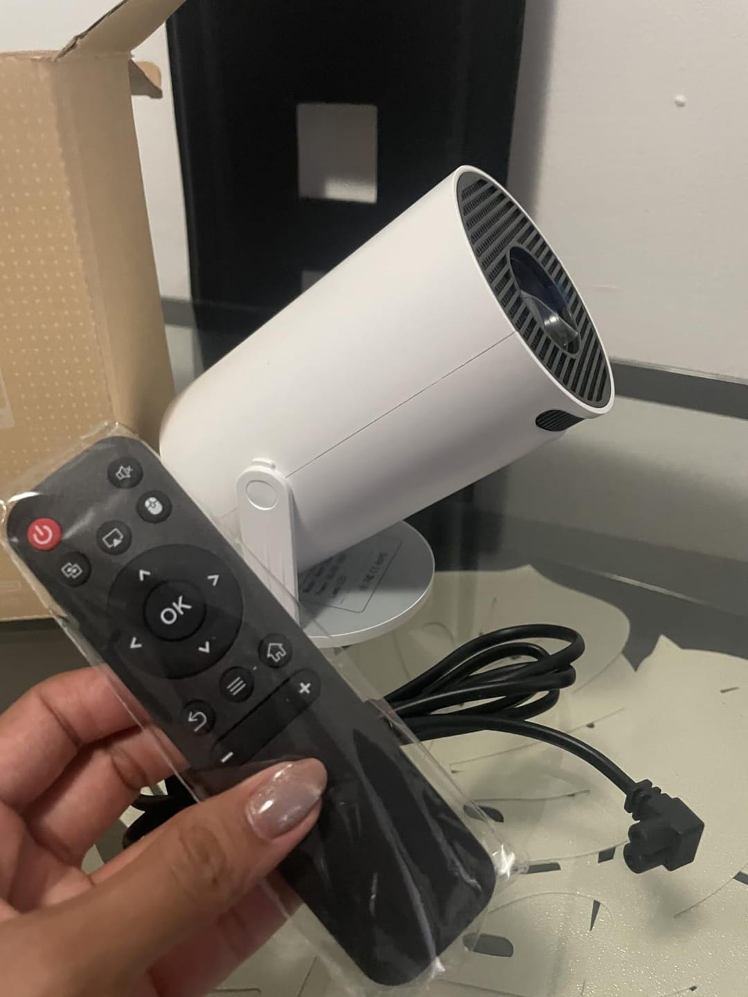 Customer photo review of BookBeam™ - Portable Book Projector