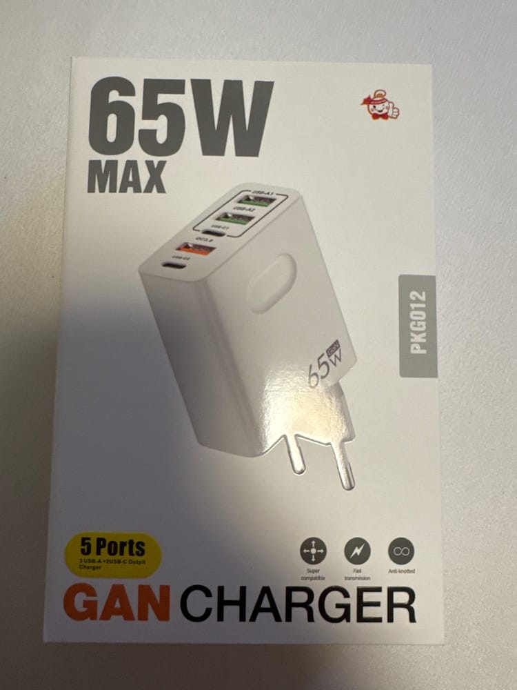Customer photo review of Incarcator Retea Timebox, 5 Porturi, 65W, 3 x USB, 2 x Type-C, QC 3, Alb