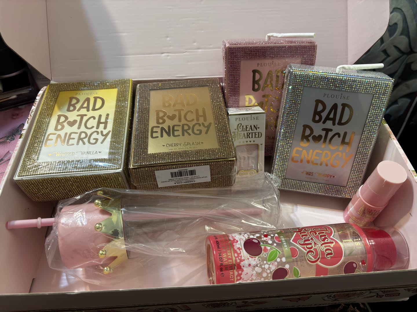 Customer photo review of Milkshake Cup Mystery Bundle