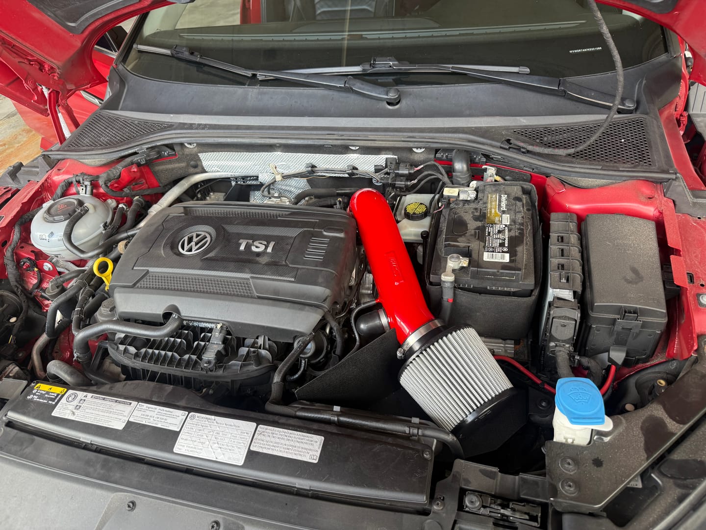 Customer photo review of HPS Performance Products HPS Shortram Air Intake Kit Volkswagen 2019-2020 Arteon 2.0T TSI Turbo, Includes Heat Shield, 827-577