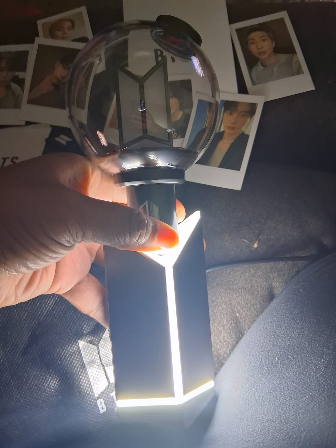 Customer photo review of BTS - OFFICIAL LIGHT STICK VER.4 CRADLE