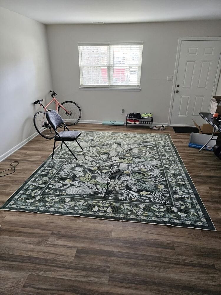 Customer photo review of Rug – Modern Botanical Floral – Fern Green
