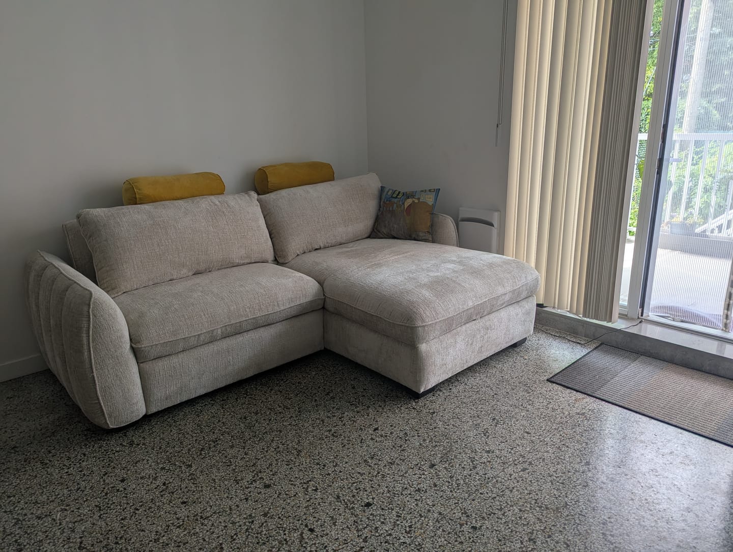 Customer photo review of LÉANDRE - Sofa lit sectionnel 94" beige crème