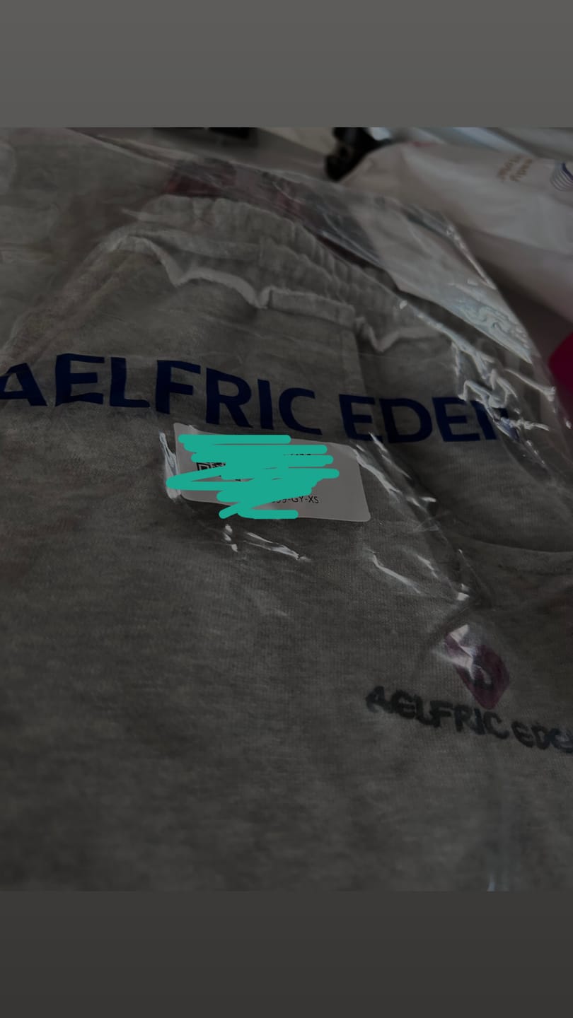 Customer photo review of Aelfric Eden Double Waist Baggy Sweatpants