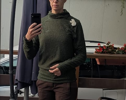 Customer photo review of Flux Merino™ Hoodie