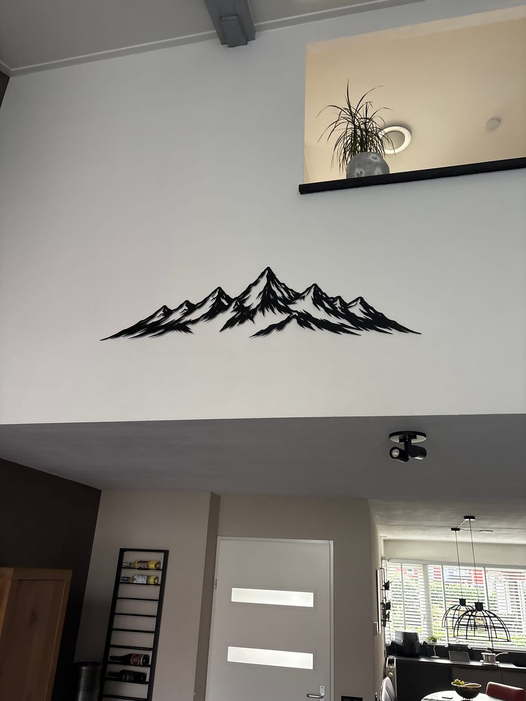 Customer photo review of Décoration murale en métal moderne - Alpine Horizon