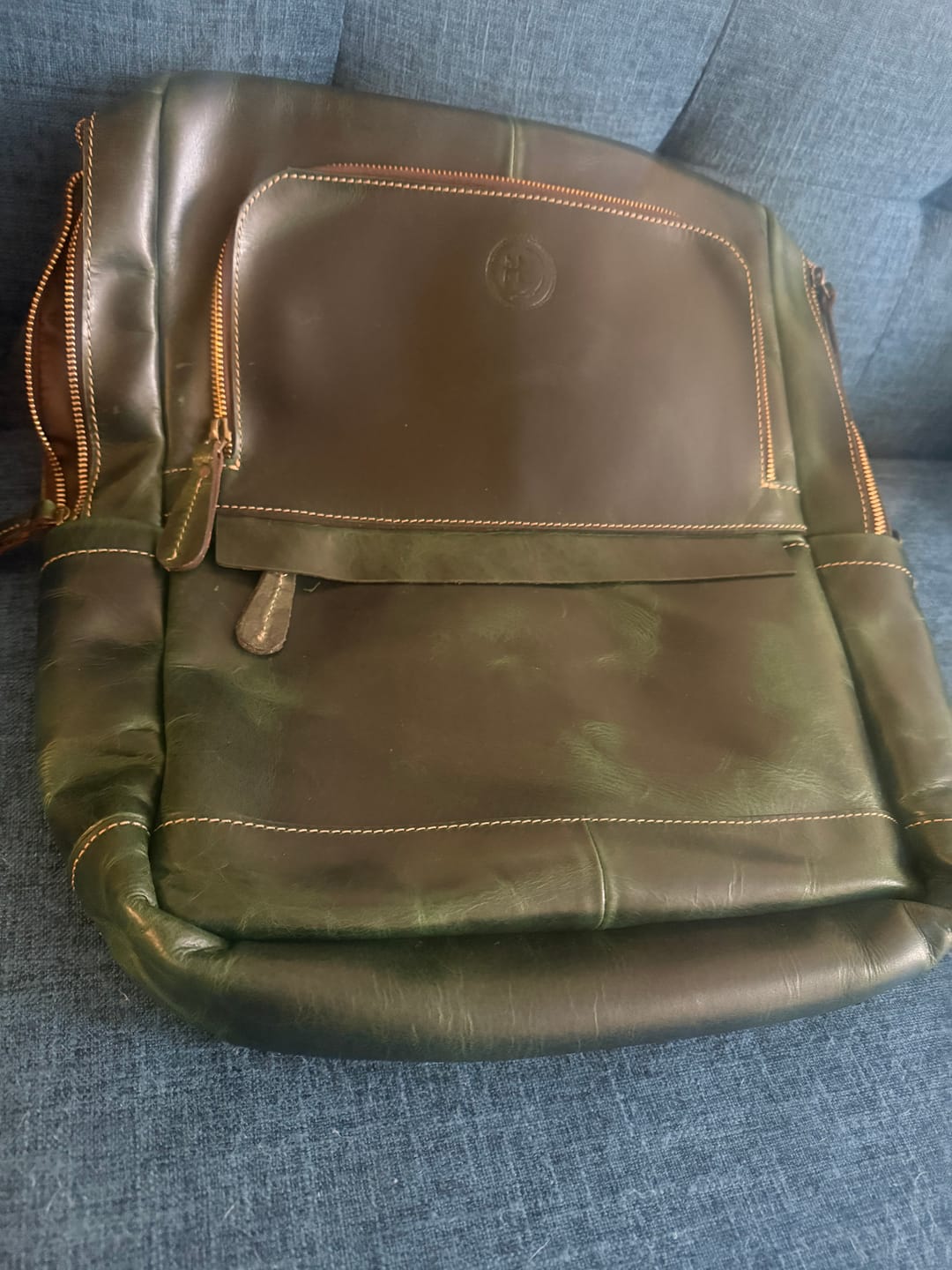 Customer photo review of Alpine Vintage Leather Laptop Backpack - Rich Green