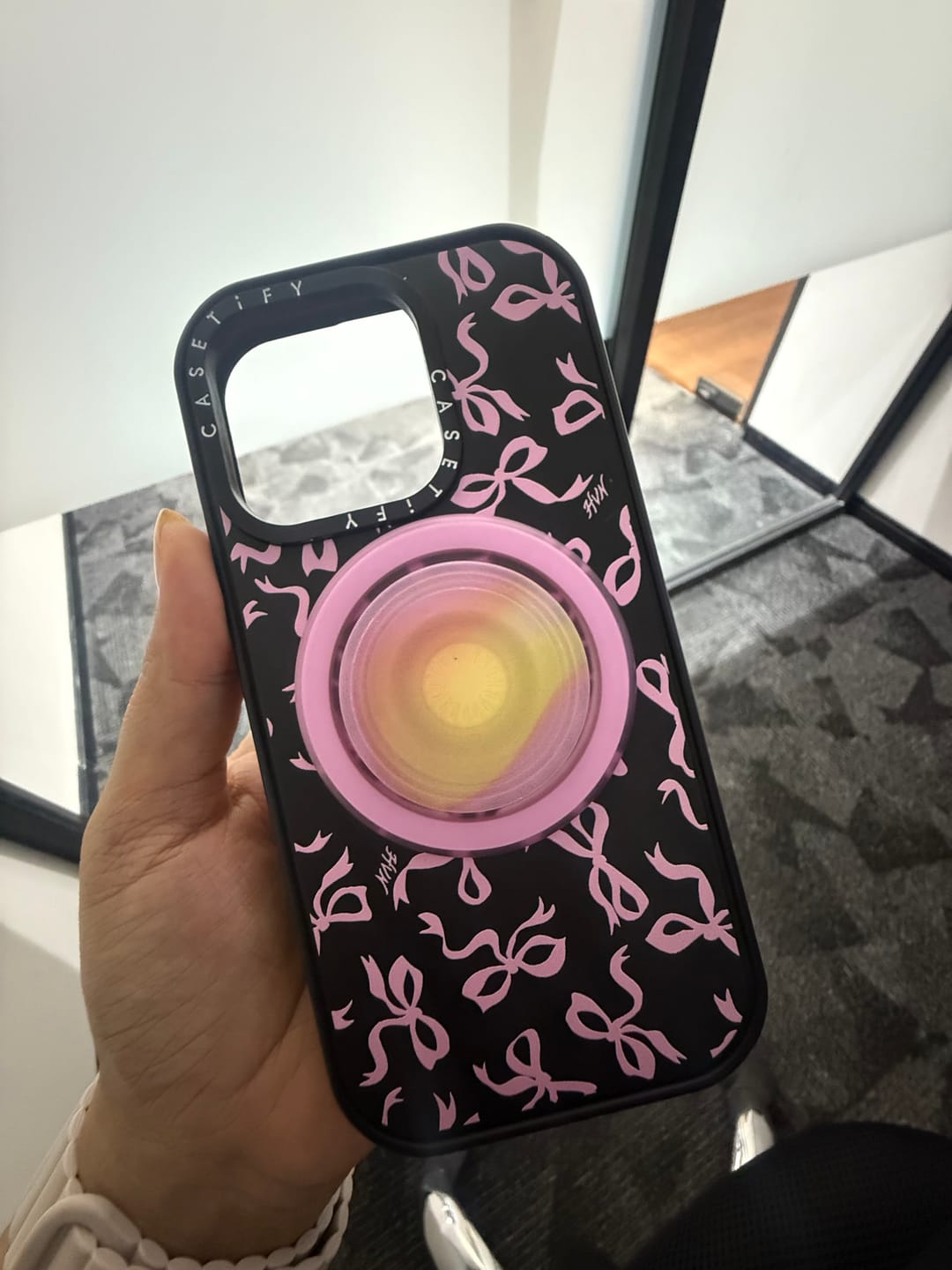 Customer photo review of Ripple Texture iPhone Case - Bloom Colors