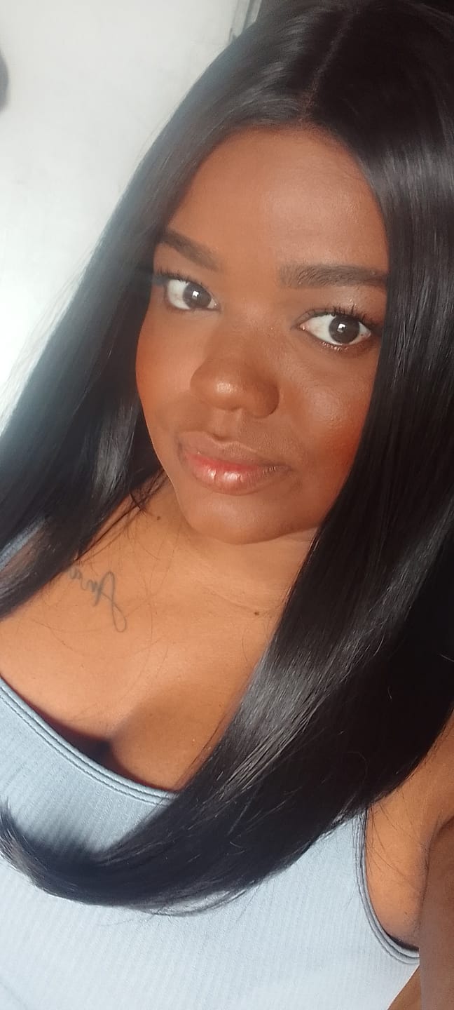 Customer photo review of Lace Front Dominick Castanho Escuro Lisa Longbob 50cm