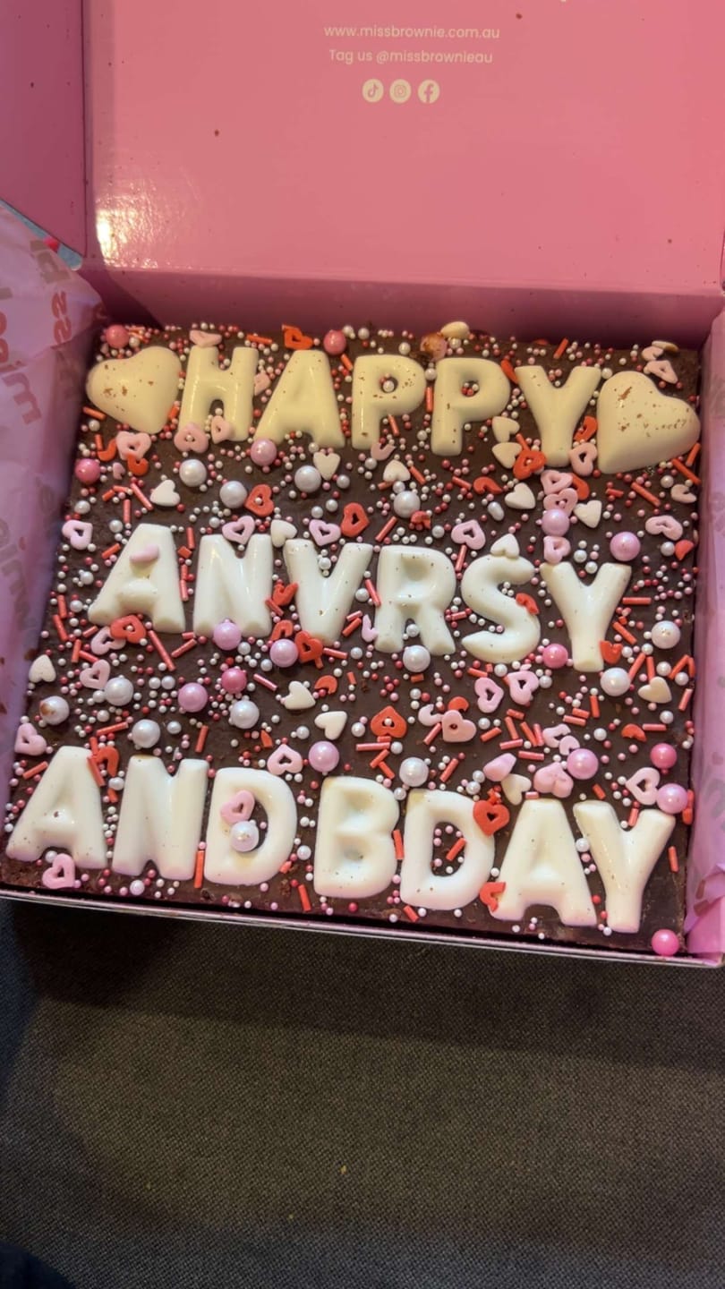 Customer photo review of Birthday Brownie · Mini