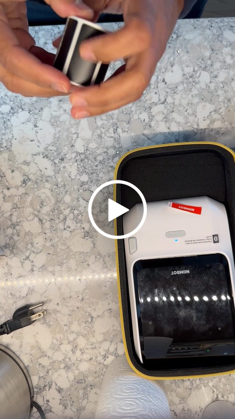 Customer video review of NIIMBOT M3 Inkless Label Maker, Bluetooth Color Thermal Transfer Printer for Shipping