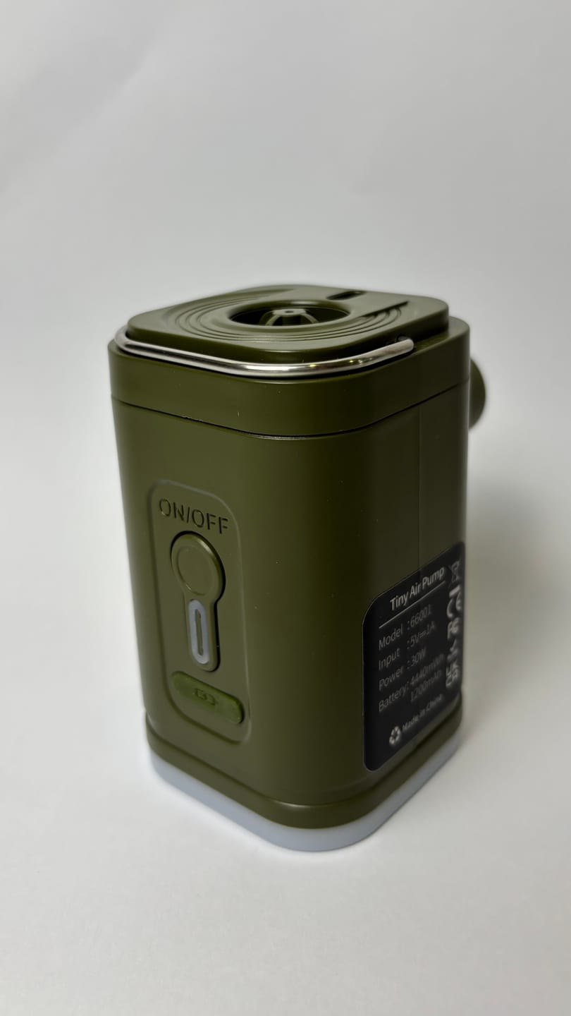 Customer photo review of Inflador Portátil Recargable 3 en 1