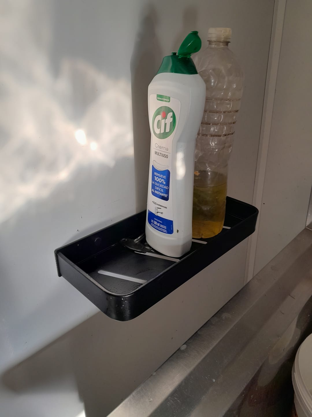 Customer photo review of Estante Organizador Baño Ducha Repisa Adhesivo Diseño