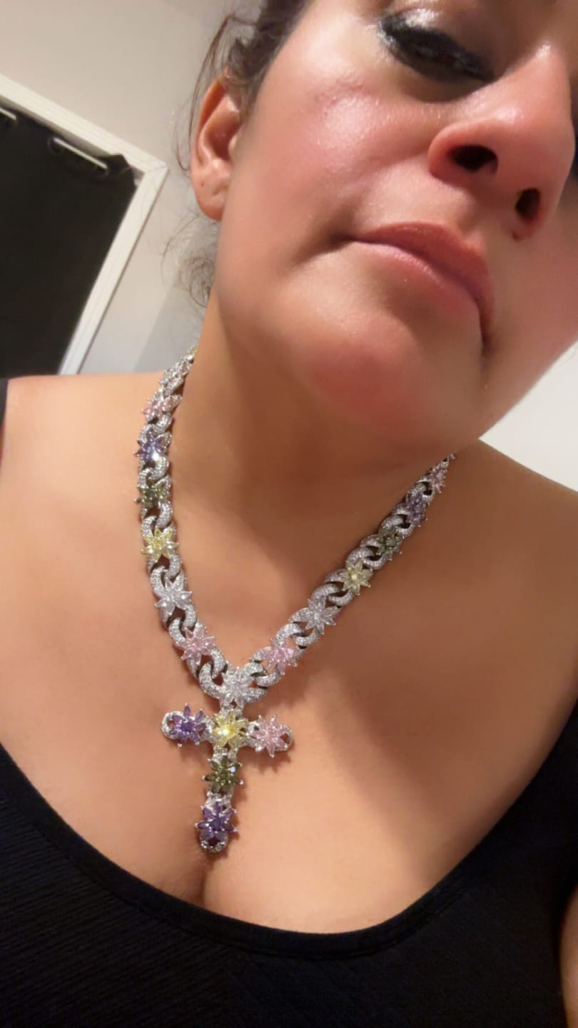 Customer photo review of ORIGEN NECKLACE
