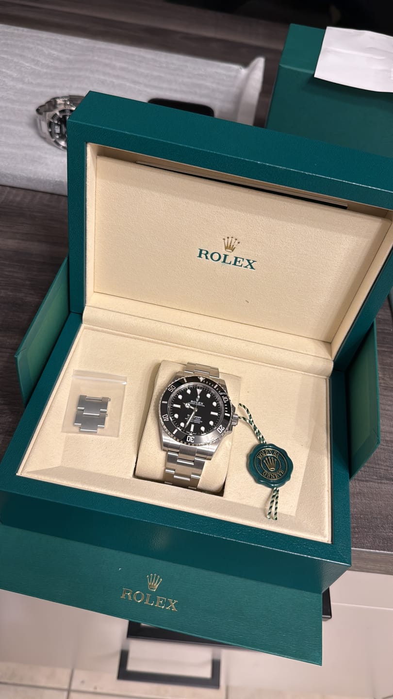 Customer photo review of Rolex Submariner No Date - 124060 - Full-Set
