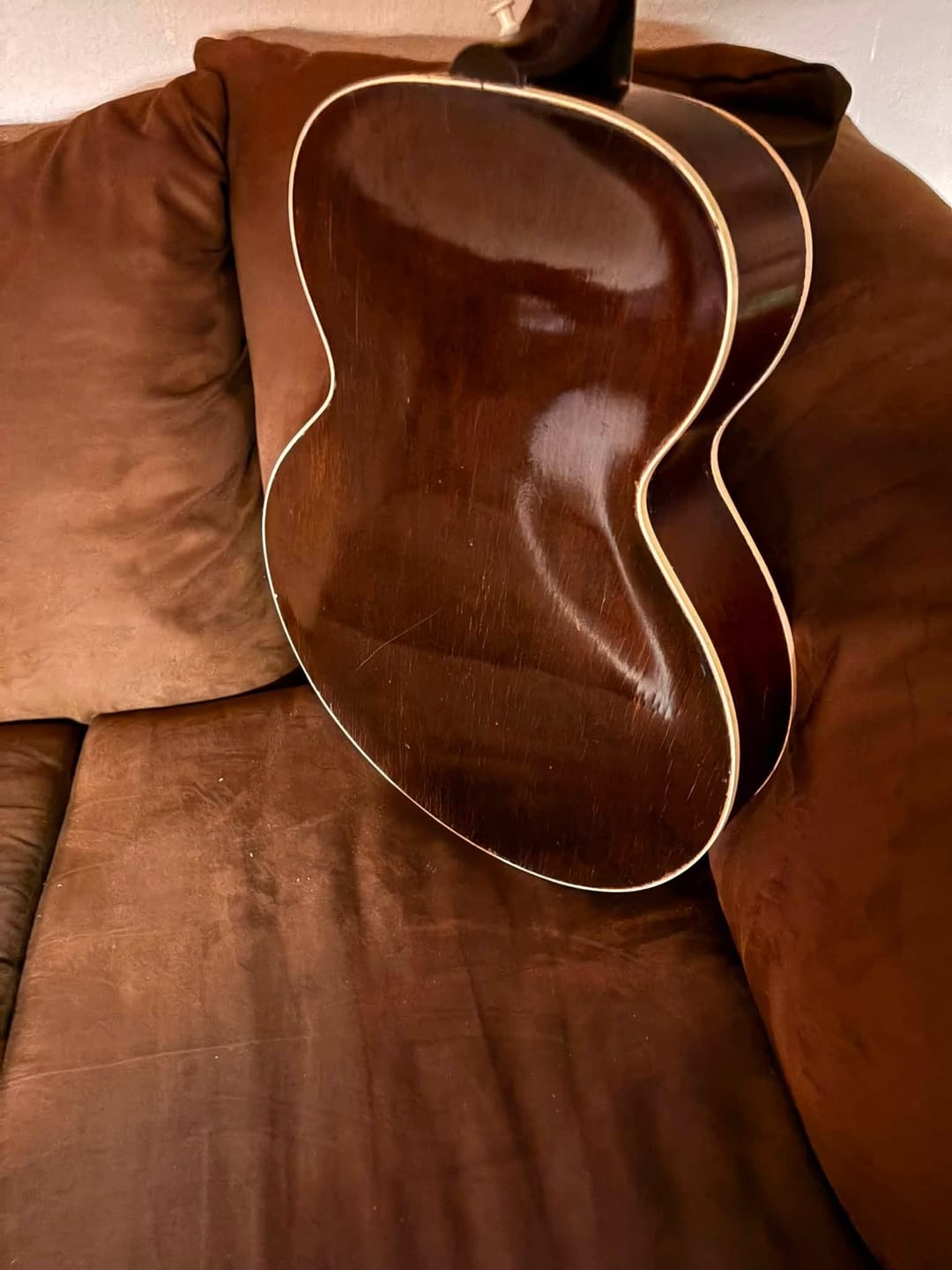 Customer photo review of Hosco Guitar Binding Purfling Strip ABS Plastic - Cream